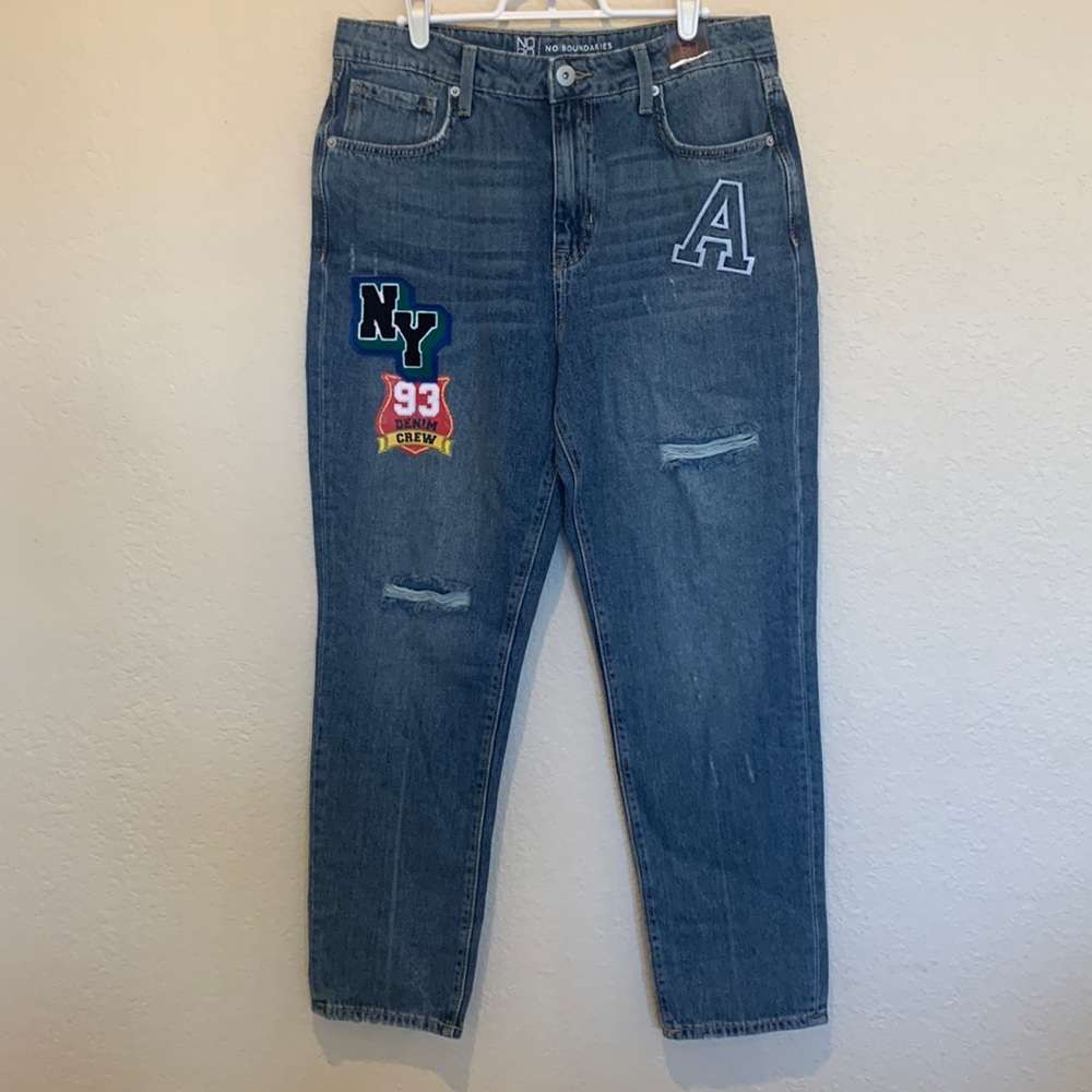 No Boundaries Embellished Jeans NWT